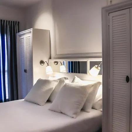 Hotel & Restaurant Marina 2*