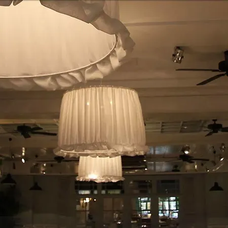 & Restaurant Marina 2*