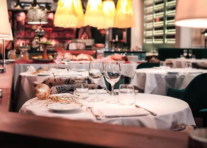 & Restaurant Marina Hotel